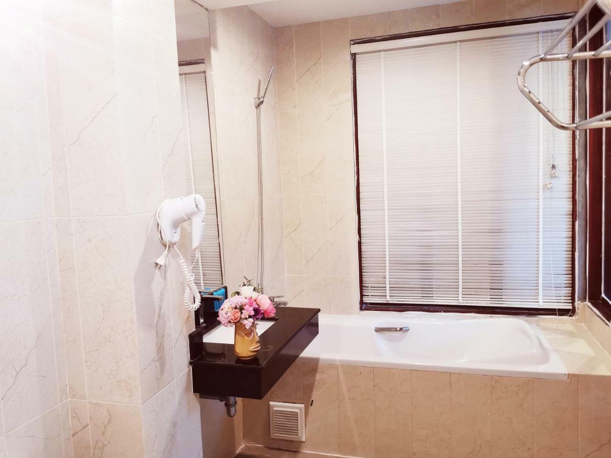 Paksaa Boutique Hotel Patong Zewnętrze zdjęcie