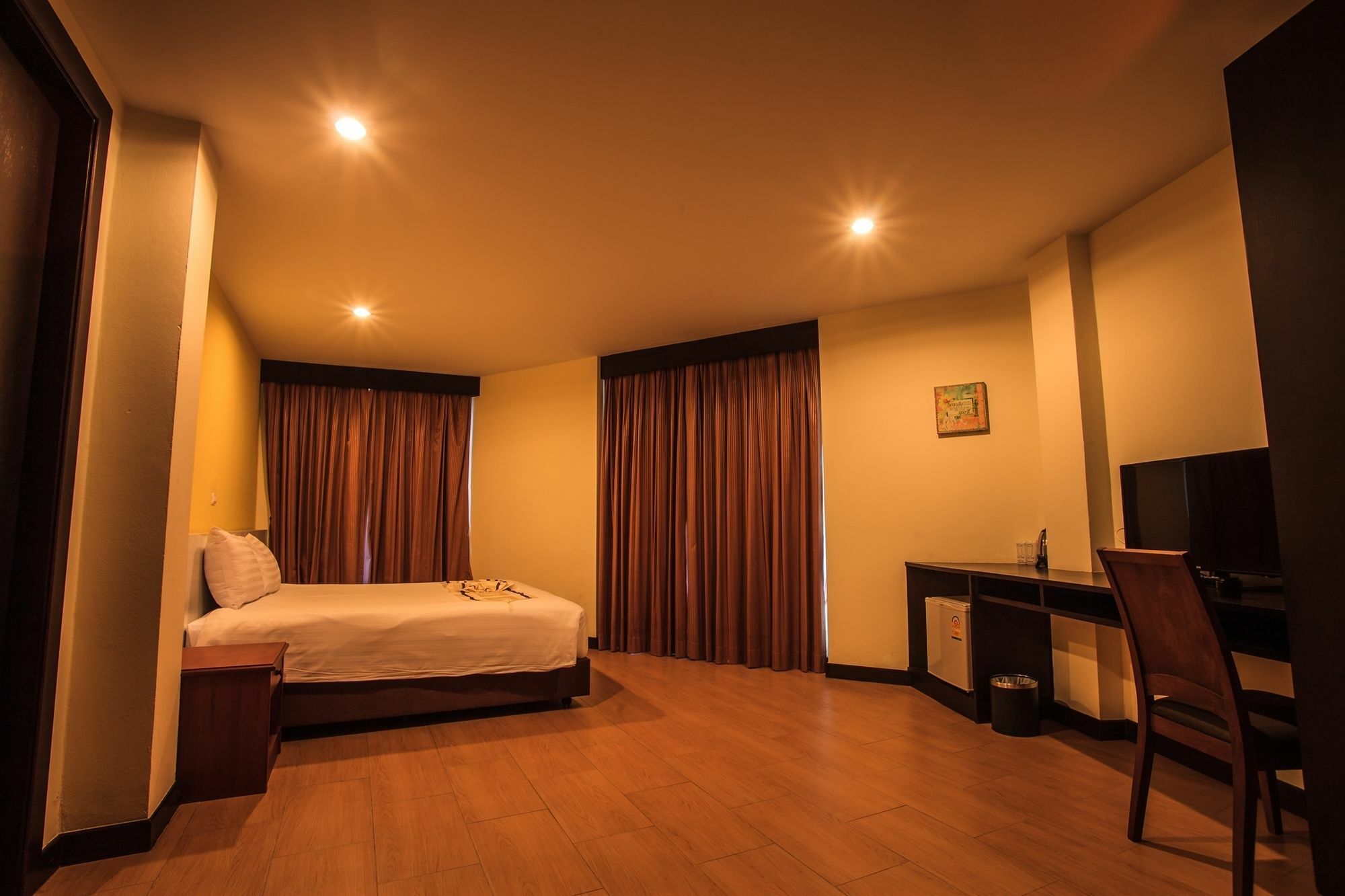 Paksaa Boutique Hotel Patong Zewnętrze zdjęcie