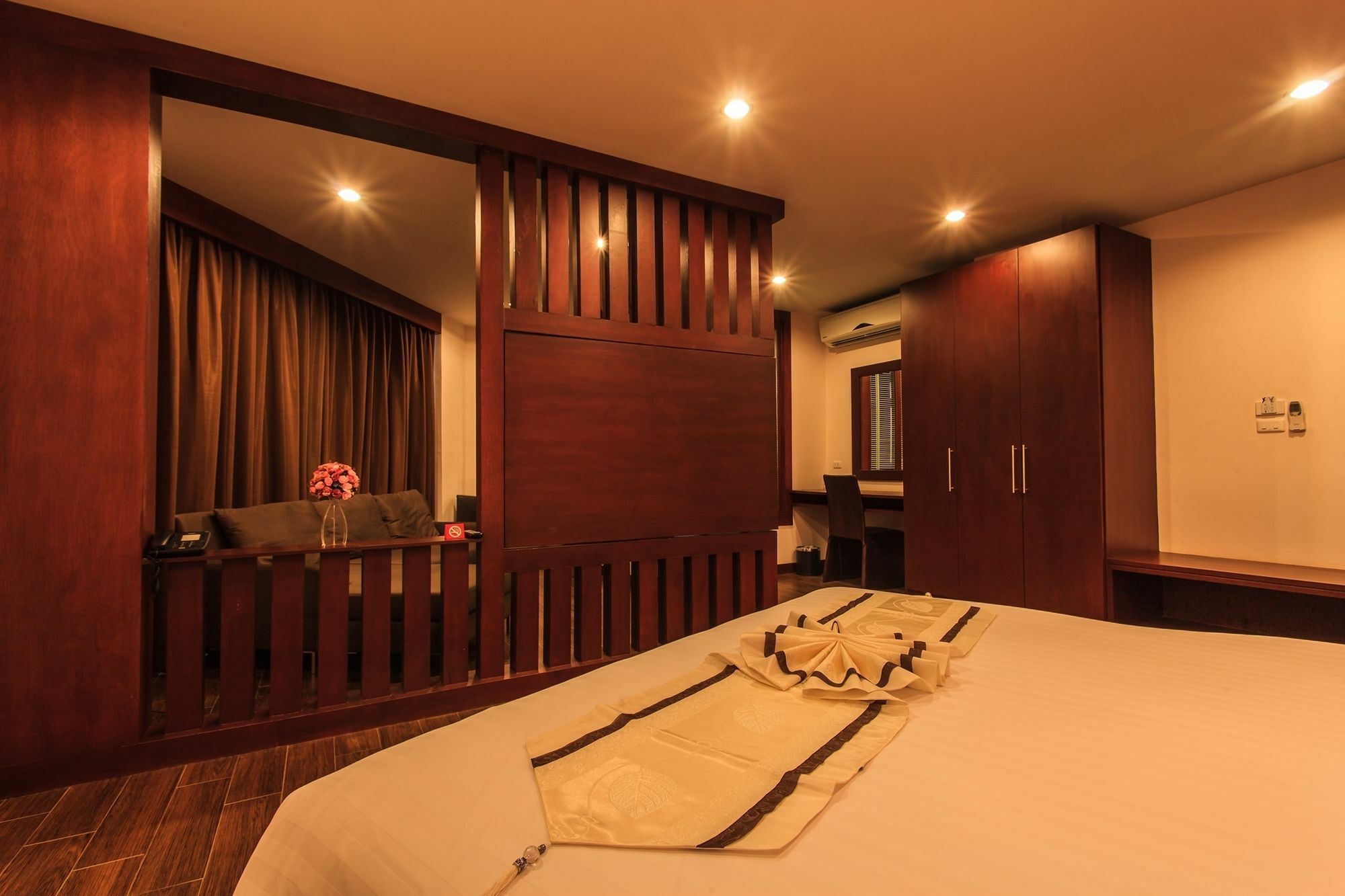 Paksaa Boutique Hotel Patong Zewnętrze zdjęcie